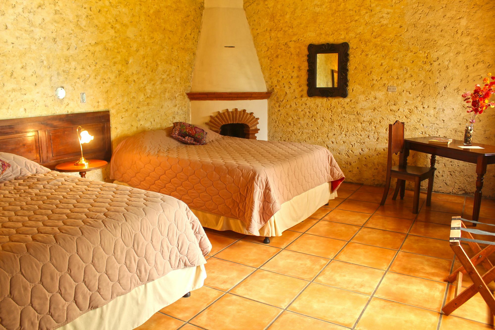 Naif Boutique Hotel&Gallery Antigua Extérieur photo